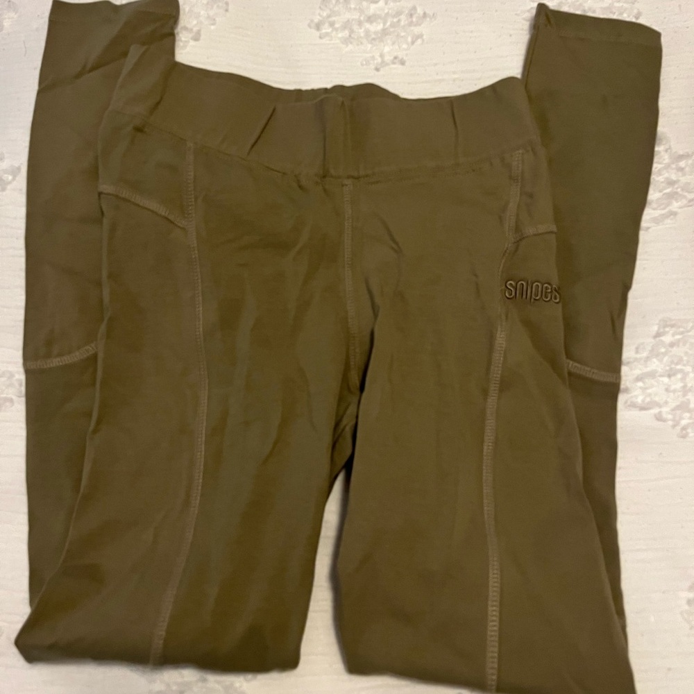 Green snipes leggings